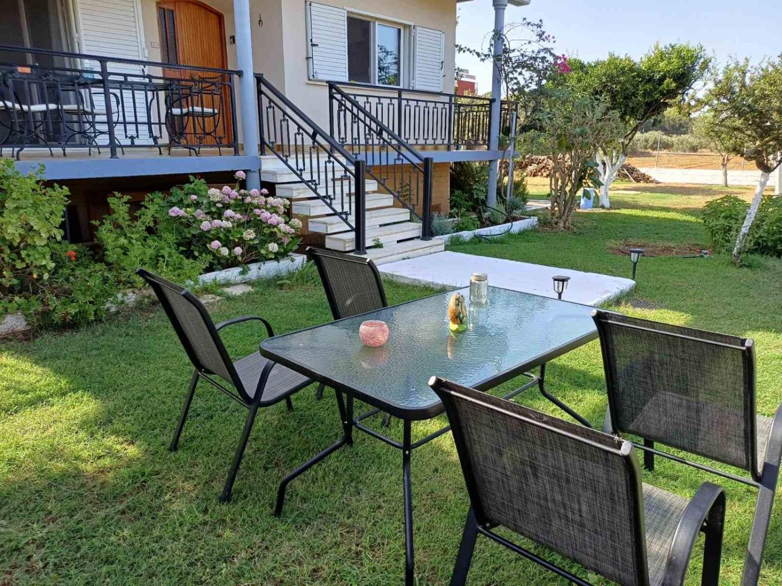 Sofia's Yard House Λουτρά Κυλλήνης